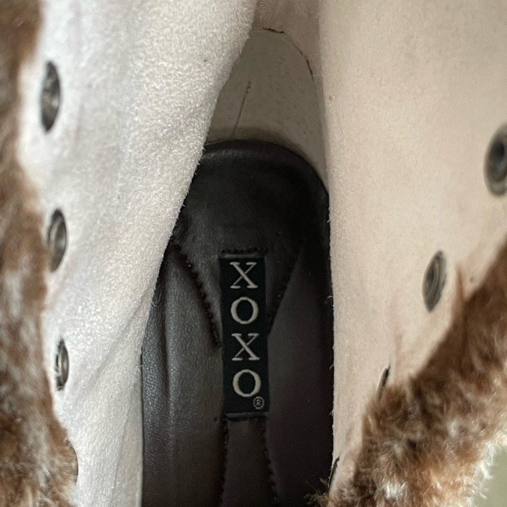 XOXO Leather Booties with Faux Fur Trim, 3” heel. Super Cute & Original. Size 6 - Picture 9 of 16